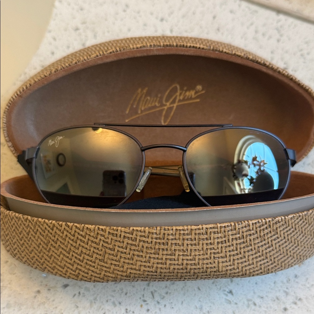 Maui Jim Black Aviator Sunglasses with Woven Case